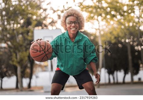 2,663 Black Female Basketball Players Basketball Images, Stock Photos ...