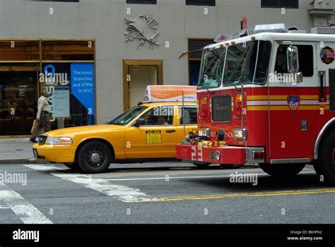 NYFD Fire Truck, New York City, U.S.A Stock Photo - Alamy