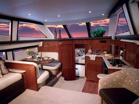 Research 2012 - Carver Yachts - Carver 41 Cockpit Motor Yacht on iboats.com