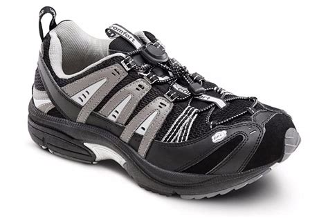 Best Diabetic Shoes for Men – Footwear News