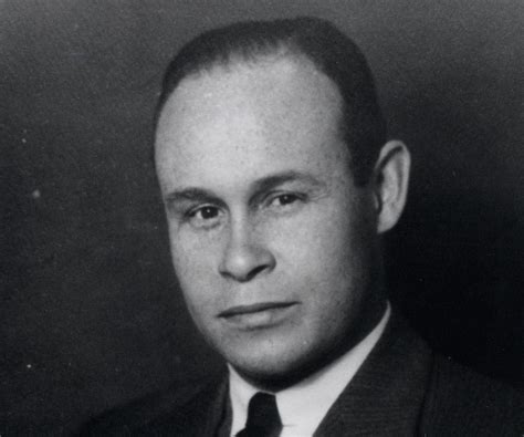 Charles R. Drew Biography - Facts, Childhood, Family Life & Achievements