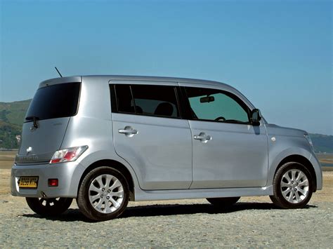 DAIHATSU Materia Japanese car photos 2008 | Accident lawyers