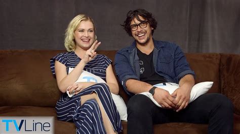 Eliza Taylor & Bob Morley On 'The 100' Relationship, Season 5 Finale | Comic-Con 2018 | TVLine ...