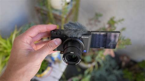 Sony ZV-1 Review | The Perfect Compact Vlogging Camera? Almost...