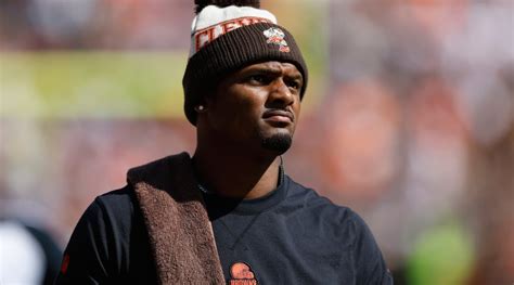 Report: DeShaun Watson’s Timeline to Return From Shoulder Injury ...