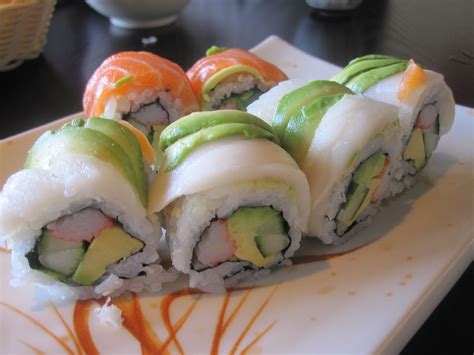 Rainbow Roll! | Rainbow roll, Food, Sushi