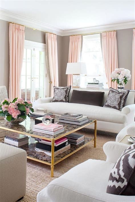 33 Pink and Gray Modern Living Room Decor - rengusuk.com | Pink living ...