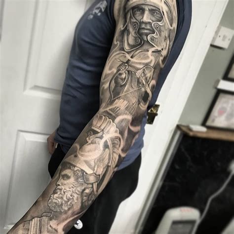 Check out this Roman sleeve by Alan Beveridge at cap in hand tattoo Edinburgh : r/tattoo