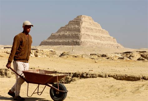 Egypt unveils tombs and sarcophagus in new excavation outside of Cairo ...