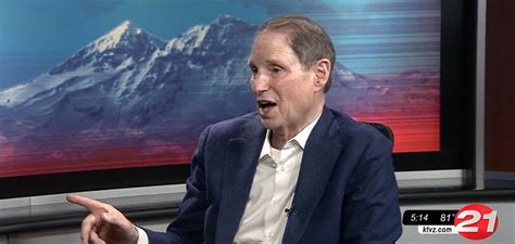 Sen. Ron Wyden talks about gas prices, housing crisis and mental health ...