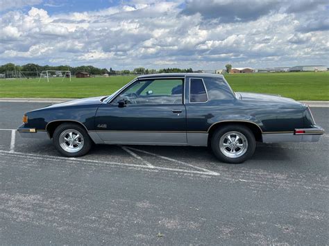 Rare T-Top: 1987 Oldsmobile 442 | Barn Finds