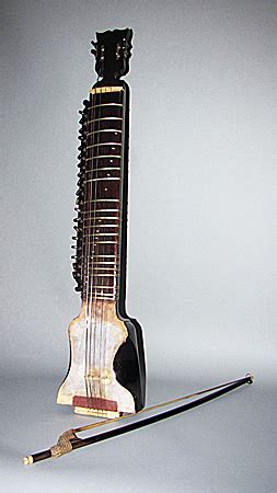 India 'Dilruba' - Hartenberger World Musical Instrument Collection