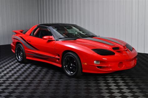 This Is What Perfectly Modified Pontiac Firebirds Look Like