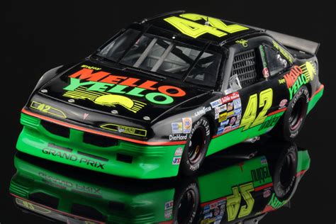 NASCAR 1992 Kyle Petty Mello Yello Pontiac | Indy Car Modeling