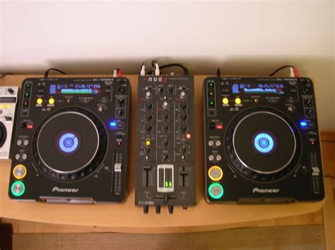 Photo Pioneer CDJ-1000 MK3 : Pioneer CDJ-1000MK3 (#12558) - Audiofanzine