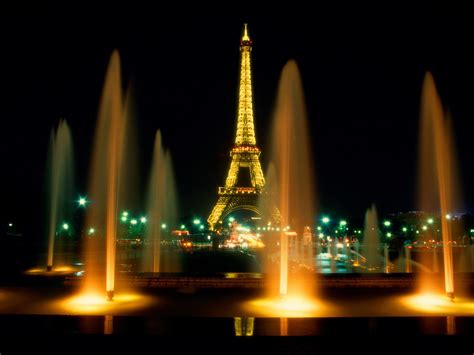 Paris, France La Ville-Lumière (The City of Light) | The Network 4 ...