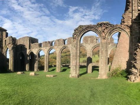 Llanthony Priory Routes for Walking and Hiking | Komoot