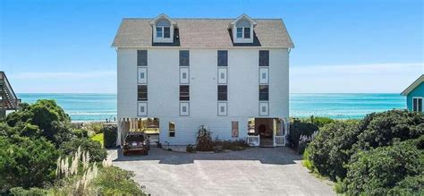 Top 10 Beachfront Airbnb Vacation Rentals In Emerald Isle, North Carolina - Updated 2024 | Trip101