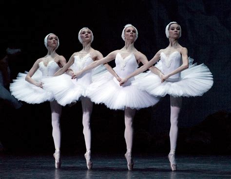 Mariinsky, ballet mothership, brings us Swan Lake — Berkeleyside