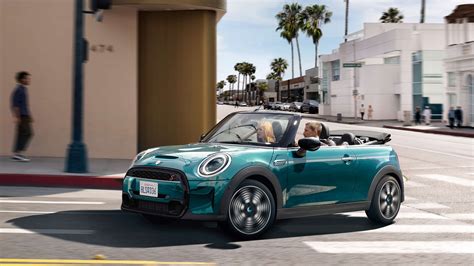 MINI Convertible Seaside Blue Edition | MINI UK