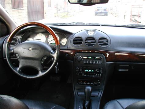 2002 Chrysler 300M - Information and photos - MOMENTcar