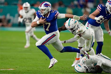 Josh Allen rallies Bills past Dolphins on the road to secure No. 2 seed ...