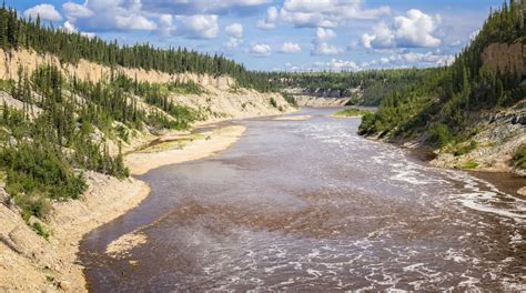 Visit Hay River: 2024 Travel Guide for Hay River, Northwest Territories | Expedia