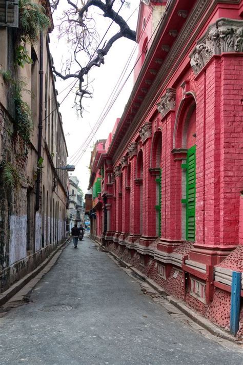 17th Century old Lane of North Kolkata (With images) | City life photography, India photography ...