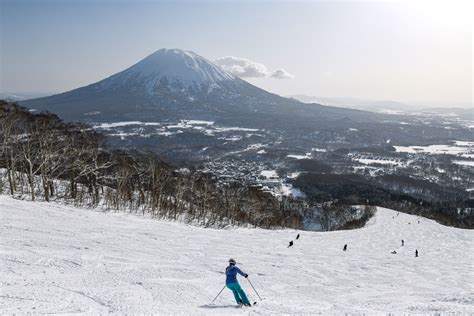 Japan’s Niseko Hanazono Ski Resort Readies Vail-Style Luxury Slopes - Bloomberg