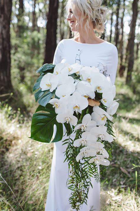 16 Impressive Orchid Wedding Bouquets | Martha Stewart Weddings