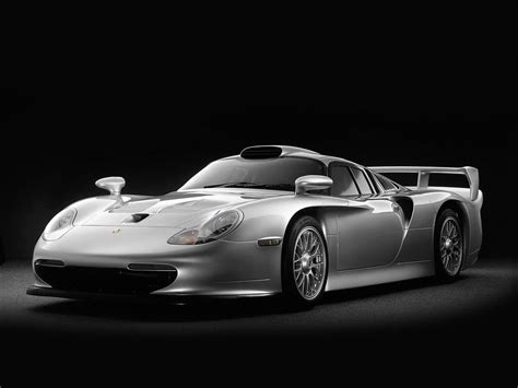 1998 Porsche 911 GT1 Strassenversion Auctioned for Record $5.66 Million ...