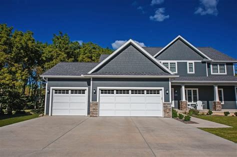 CHI Recessed Panel Garage Door - Barton Overhead Door, Inc.