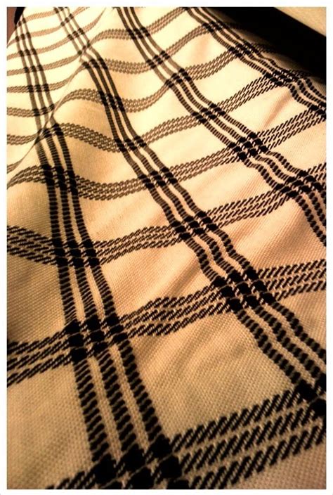 The Designer's Lounge: -Designer's Tip of The Day-Loosely Woven Fabrics