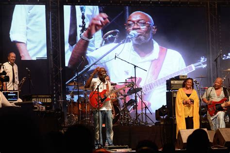 Kassav' celebrates its 40 years, do our young people spit on zouk? - Kariculture