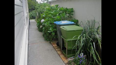 Hungry Bin Compost Made Easy - YouTube