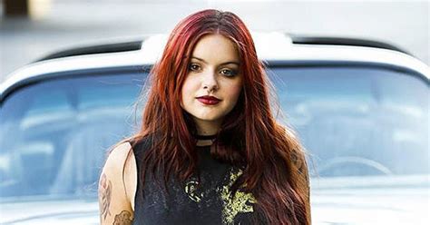 Ariel Winter Bare Midriff Tattoos | Hollywood Lix