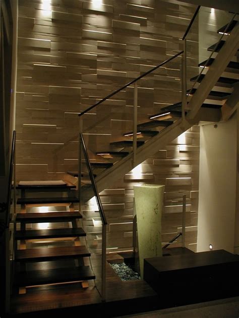 pared preciosa con iluminación LED para las escaleras | Staircase lighting ideas, Lighting ...