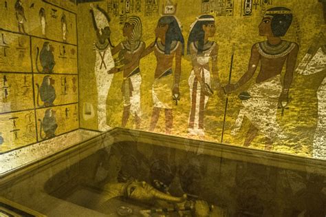 Ancient Egypt: No Trace of Lost Tomb of Nefertiti at King Tutankhamun's Burial Site - Newsweek