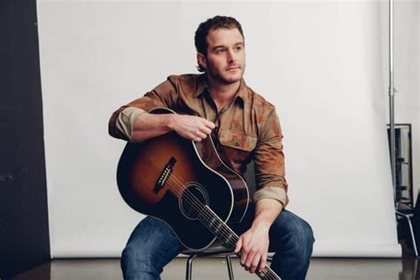 Easton Corbin Returns With New Album, 'Let's Do Country Right' - Country Now