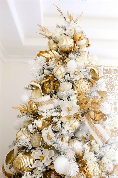 Best Ways To Makes White And Gold Christmas Decorations | ARCHITECT-TO