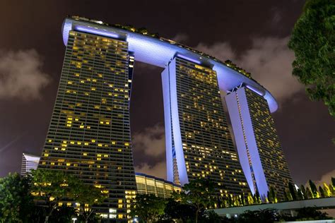 Skyline of Singapore with Marina Bay Sands Resort in the background - Creative Commons Bilder