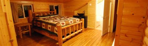 Black Bear Lodge Room | Birch Forest Lodge