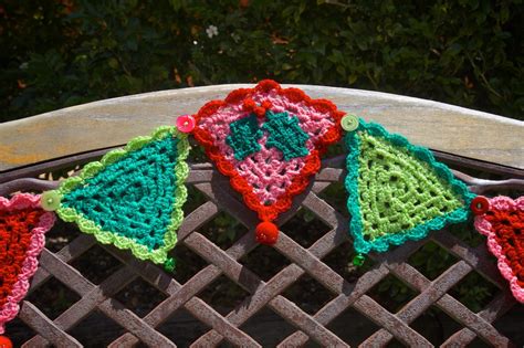 Bunting Pattern via Ravelry