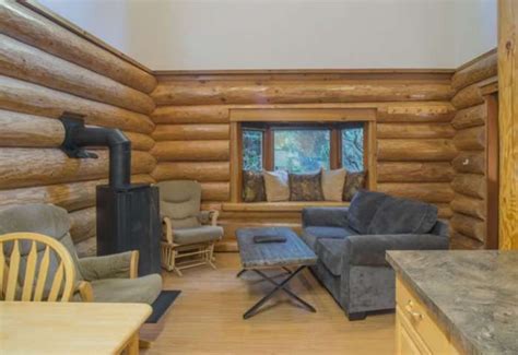 Tofino Cabins on the Beach | The Best Tofino Getaway