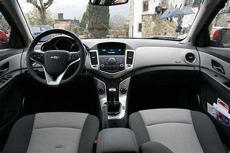 Amazing Pictures and Auto Cars: Chevrolet Cruze