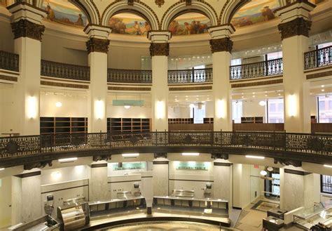 First look: Downtown Heinen's in Ameritrust Rotunda blends retail and history | Cleveland ...