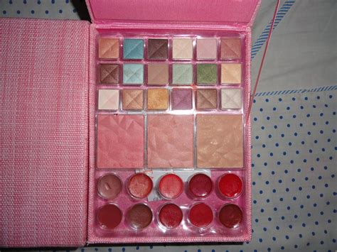 MY ULTA MAKEUP KIT