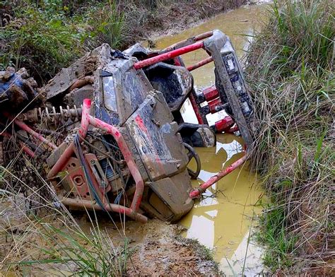 STUCK IN THE MUD PHOTO GALLERY - UTV Action Magazine