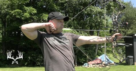 How to Shoot a Compound Bow: Beginner's Guide