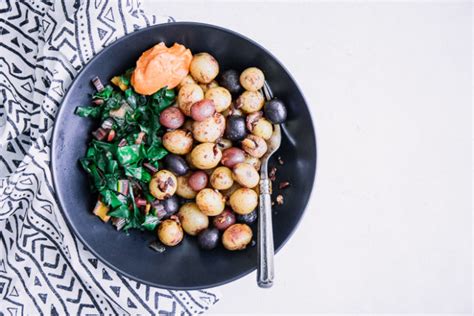 Cast Iron Skillet Paprika Potatoes ⋆ Easy Skillet Breakfast Potatoes